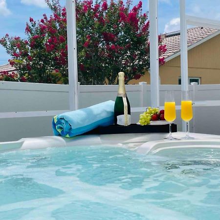 Endless Summer Retreat Jacuzzi 3Kingbed Airhockey Cape Coral Exterior photo