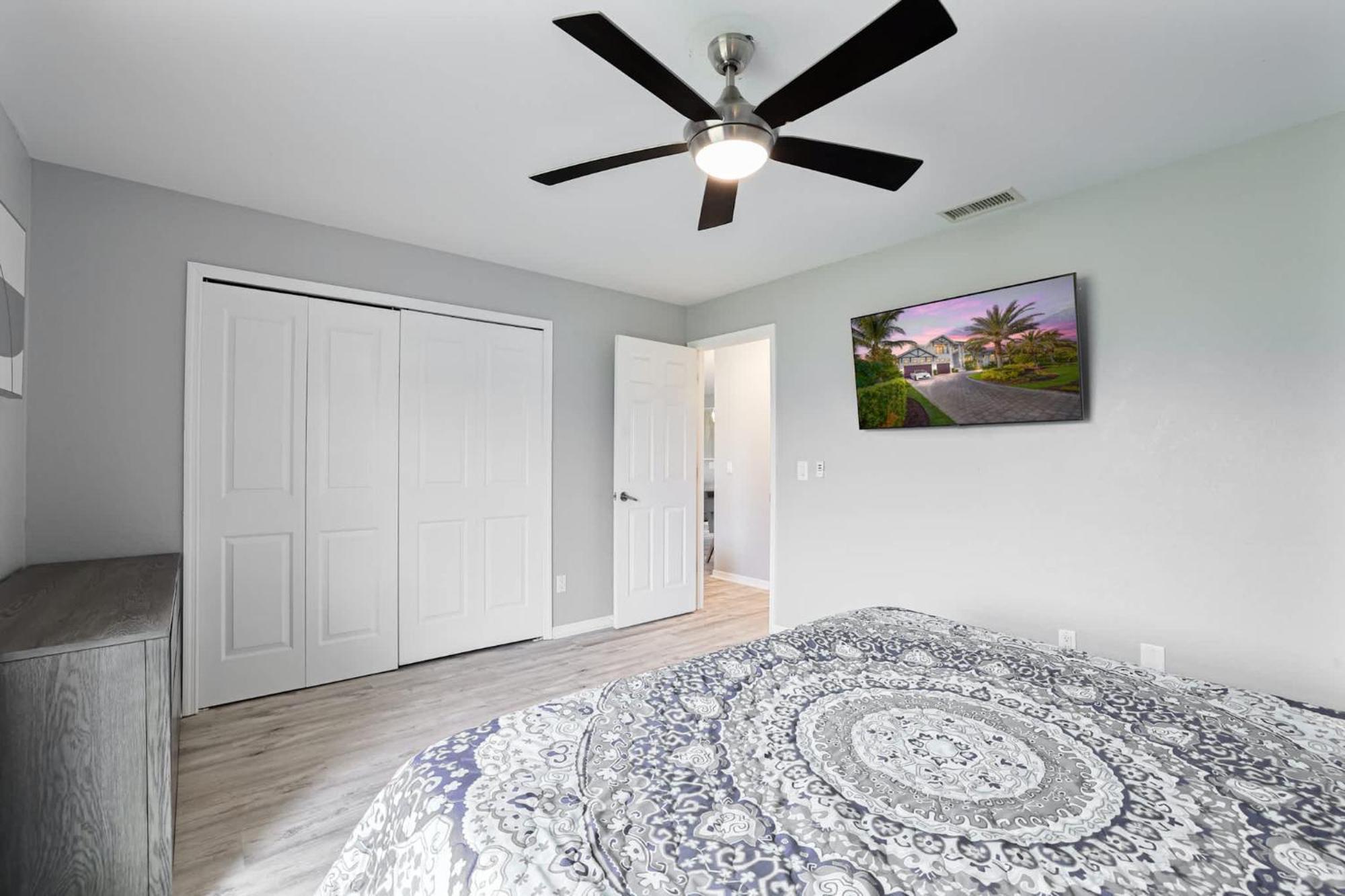 Endless Summer Retreat Jacuzzi 3Kingbed Airhockey Cape Coral Exterior photo